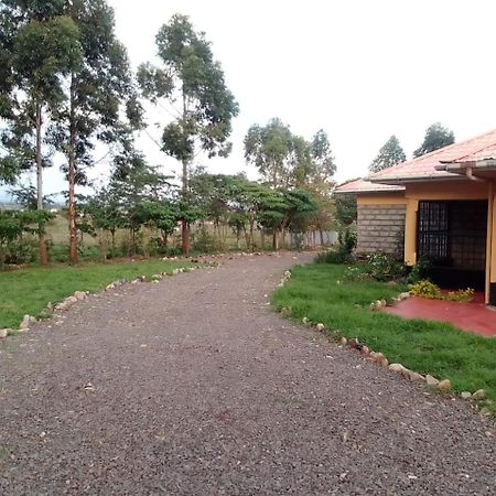 Esniko Villa Narok Extérieur photo