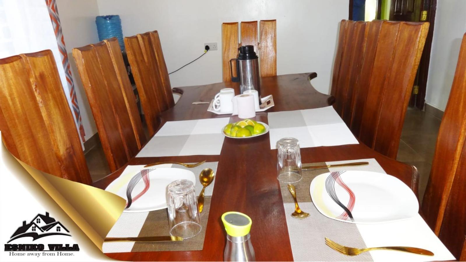 Esniko Villa Narok Extérieur photo