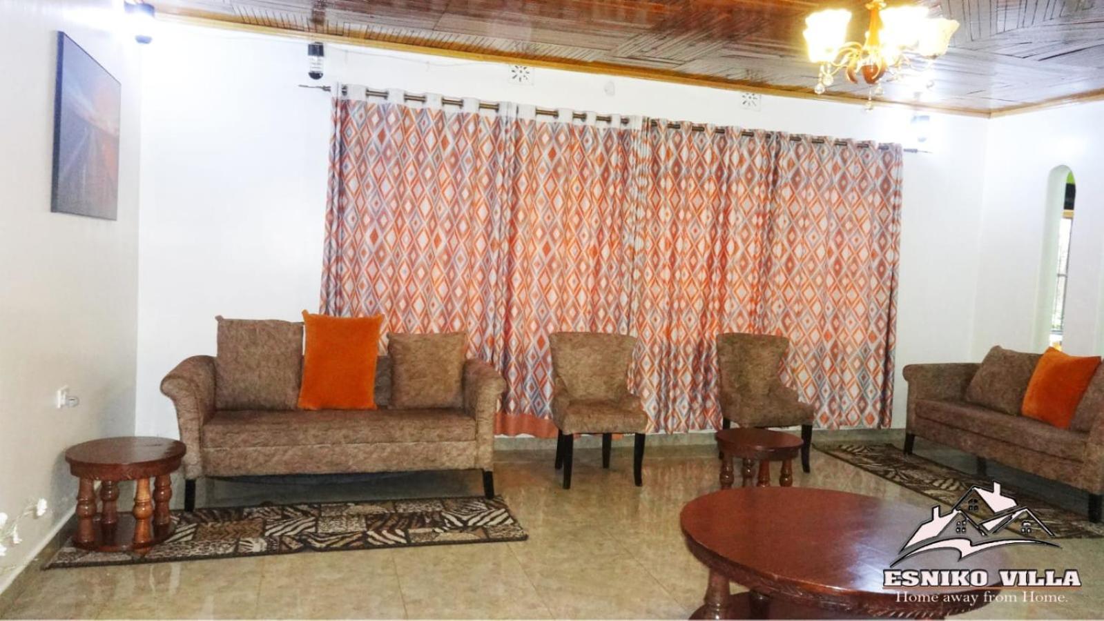 Esniko Villa Narok Extérieur photo