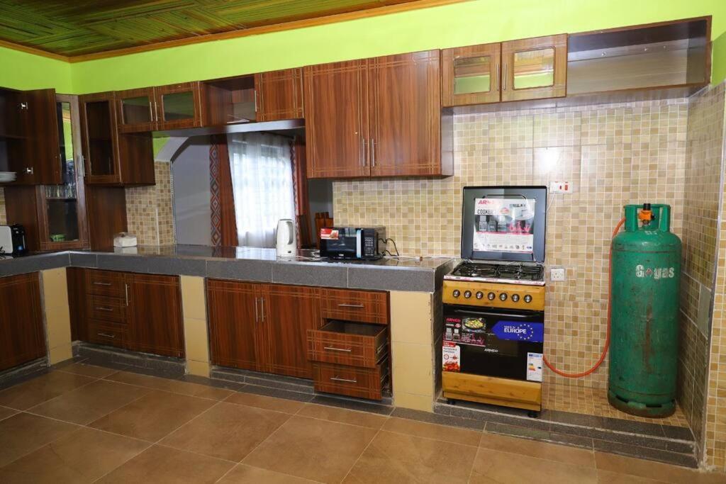 Esniko Villa Narok Extérieur photo
